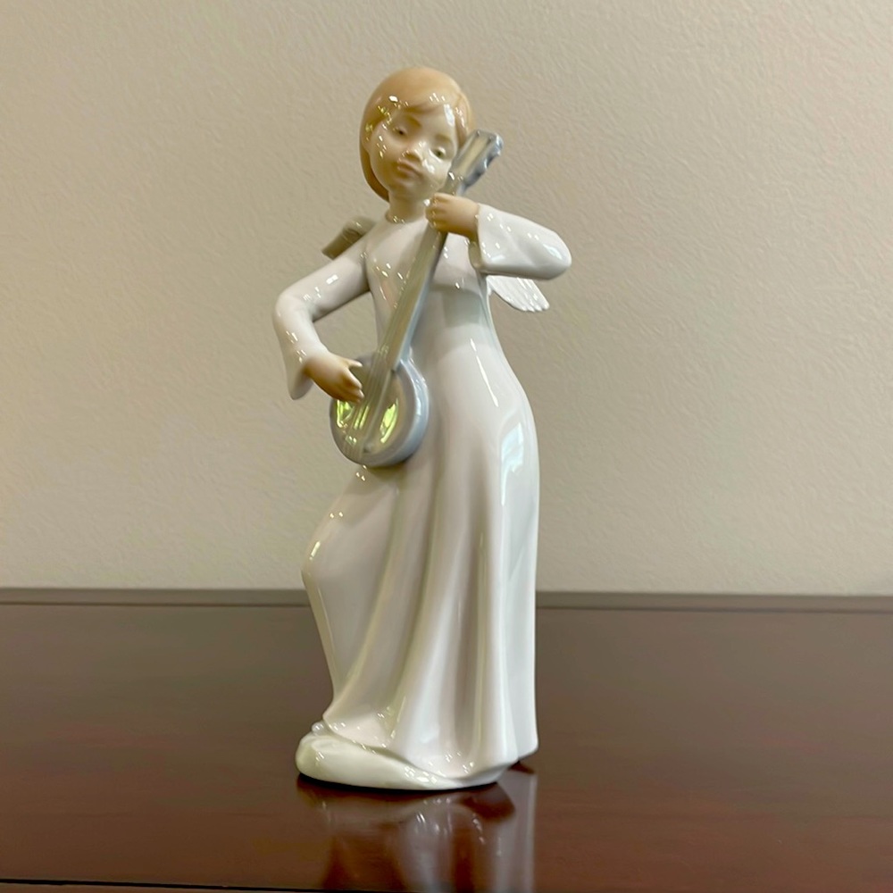 NAO for Lladro Angel